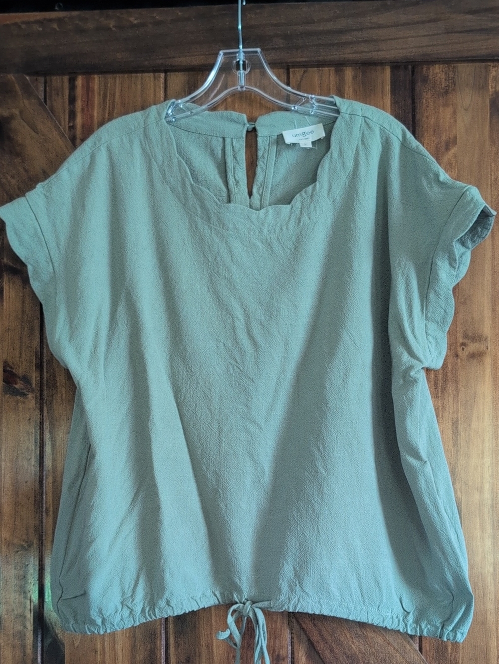Umgee Sage Green Short Sleeve Scalloped Drawstring Top Sz. Large Linen Cotton